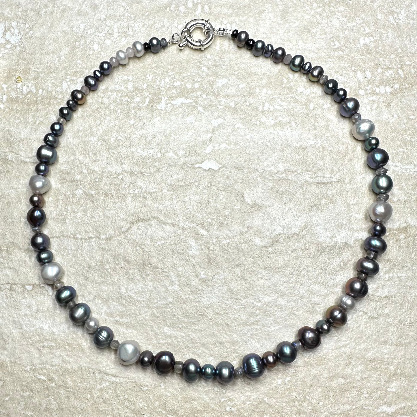 Black & Gray Pearl Necklace