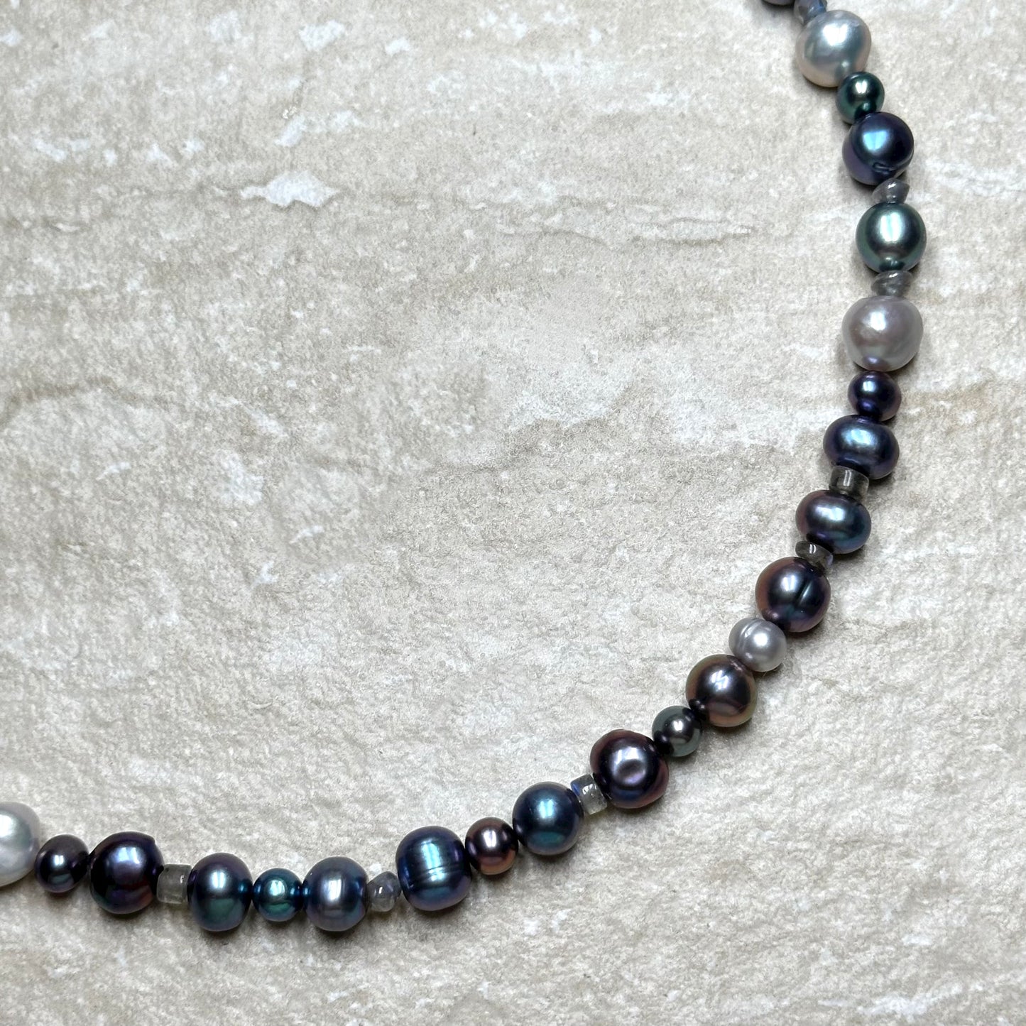 Black & Gray Pearl Necklace