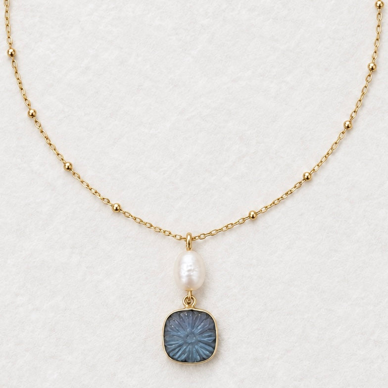 Fleur Étoilée - Carved Gemstone & Gold Vermeil Satellite Chain Necklace | Clarke Palmer