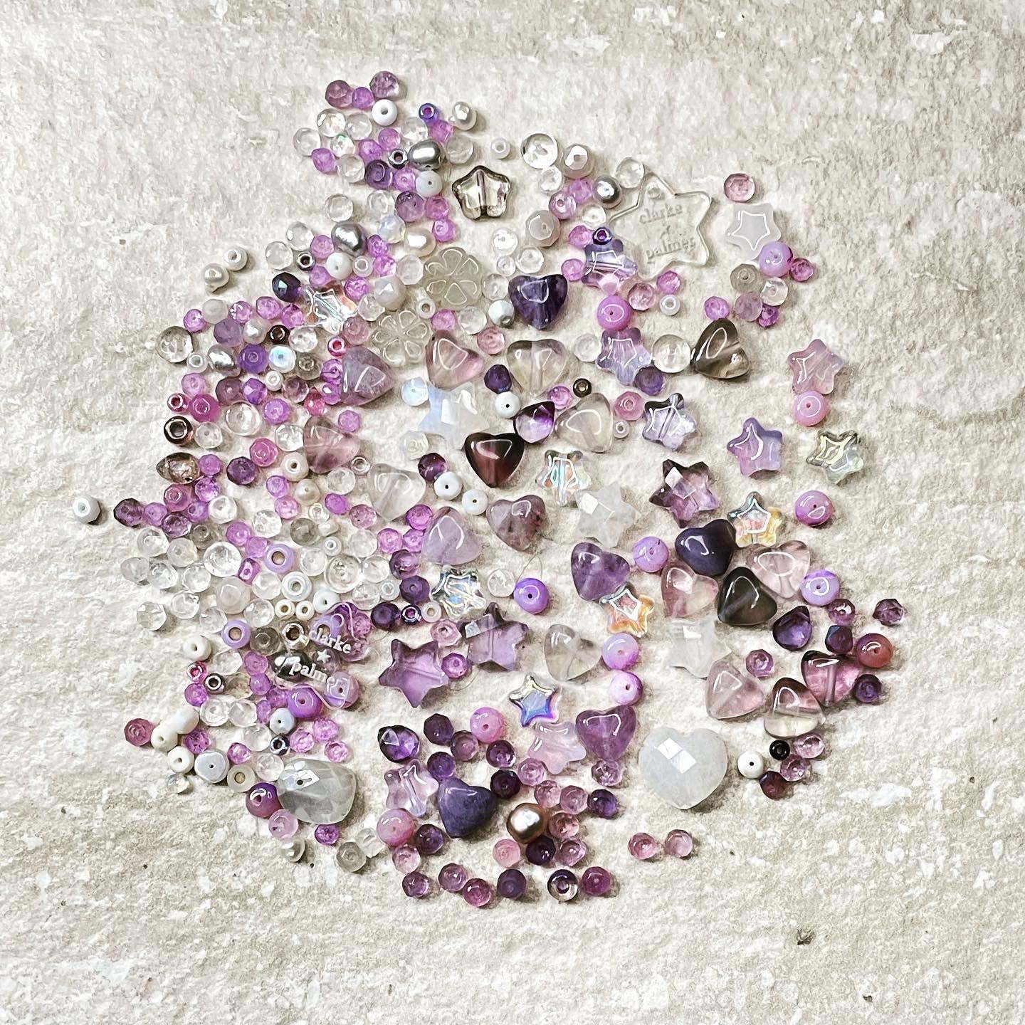 Holiday Magic iridescent Violet-White Necklace